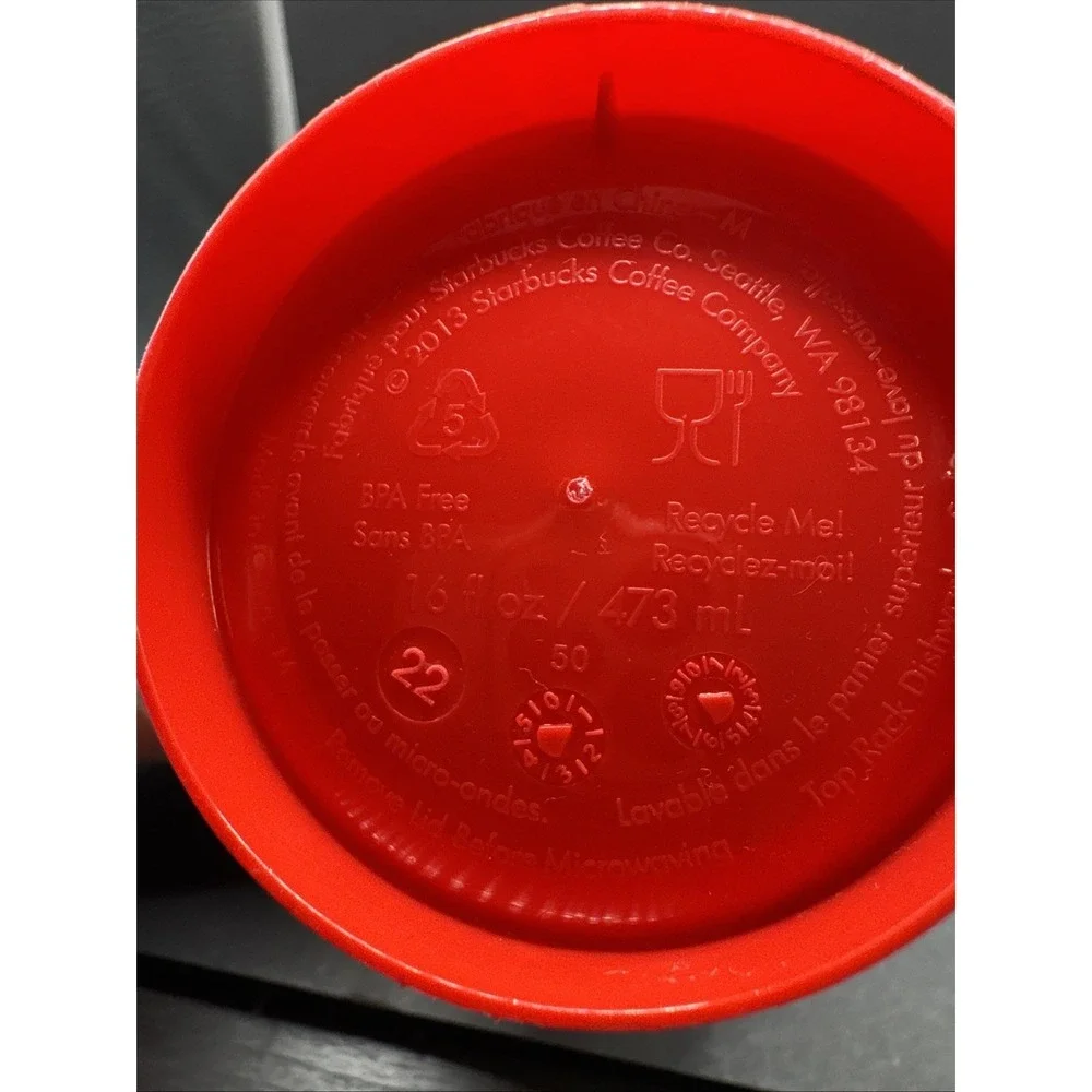 Starbucks 25 Years Red Holiday Reusable Coffee Tea Plastic Cup with Lid 16oz -A5